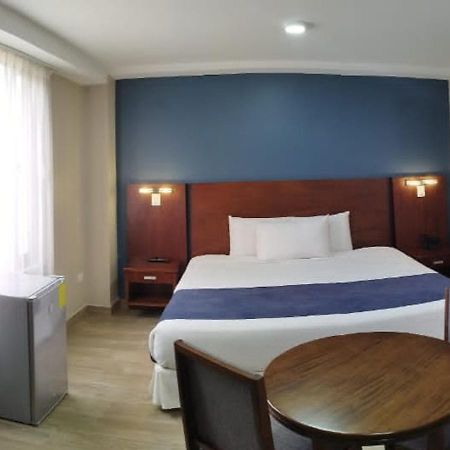 Hotel San Agustin Plaza Latacunga Bagian luar foto