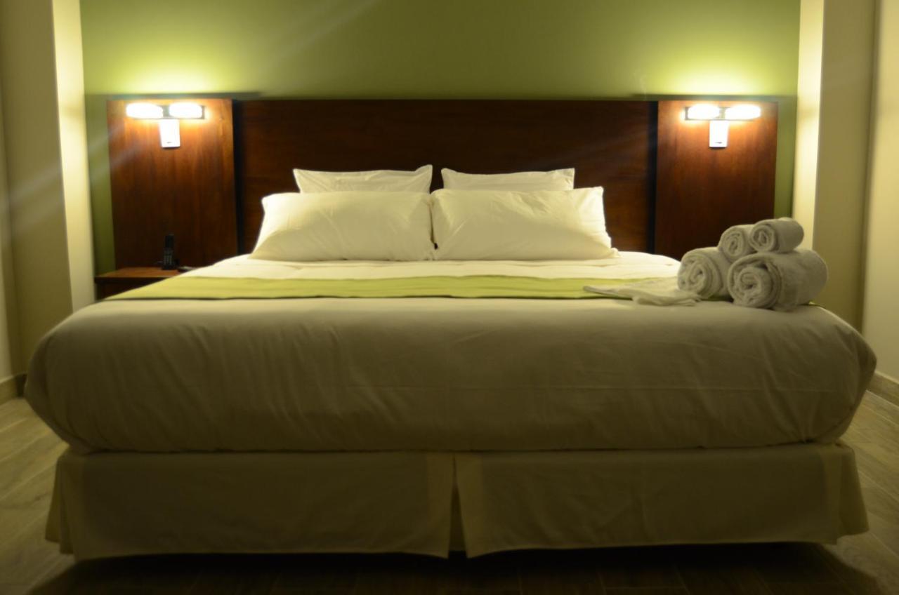 Hotel San Agustin Plaza Latacunga Bagian luar foto