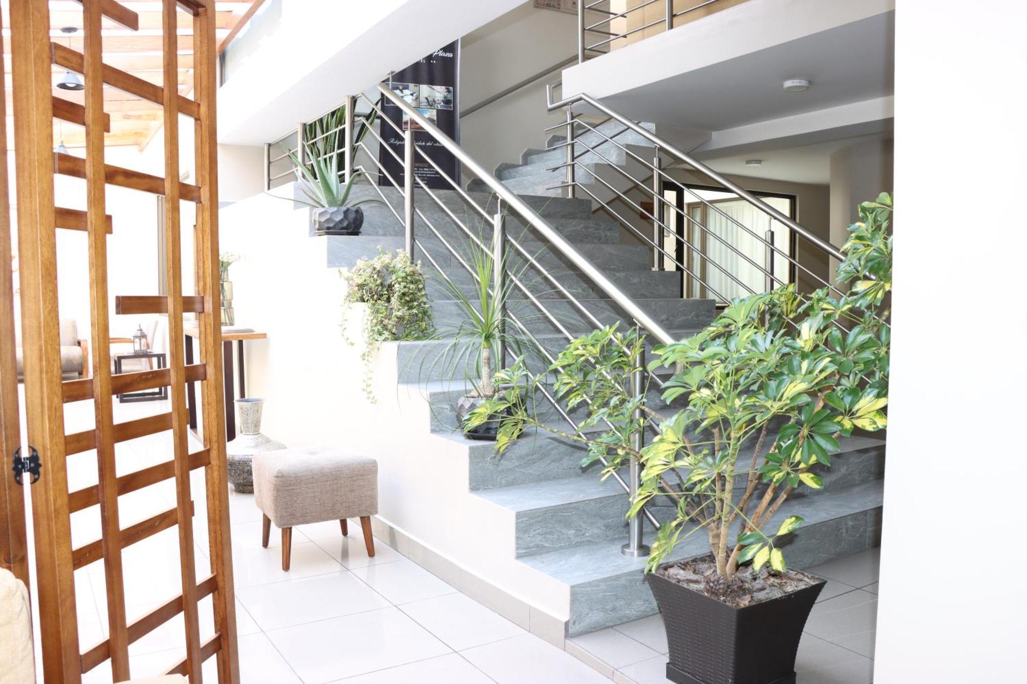 Hotel San Agustin Plaza Latacunga Bagian luar foto