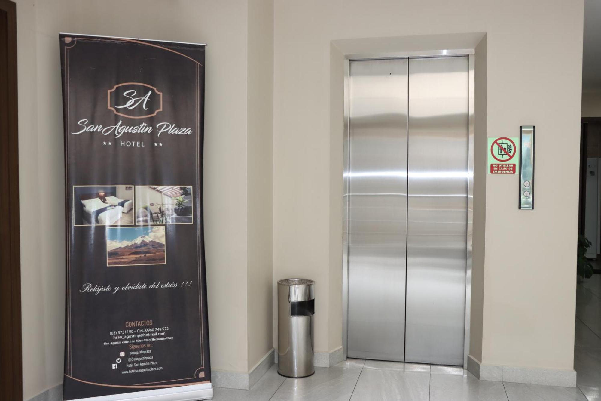 Hotel San Agustin Plaza Latacunga Bagian luar foto
