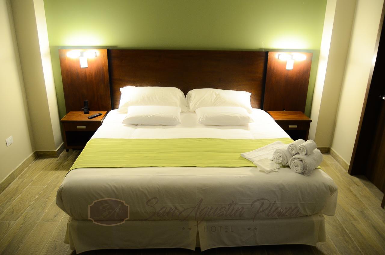 Hotel San Agustin Plaza Latacunga Bagian luar foto